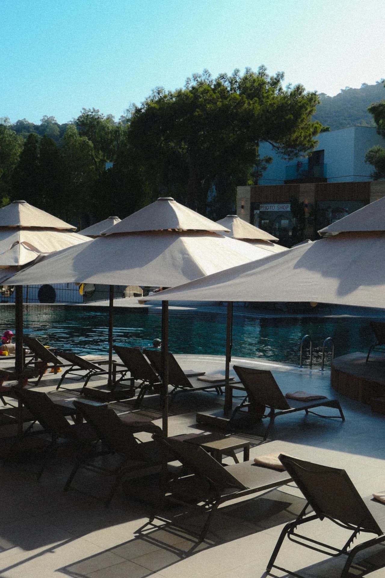Retreats & Resort Residencies
